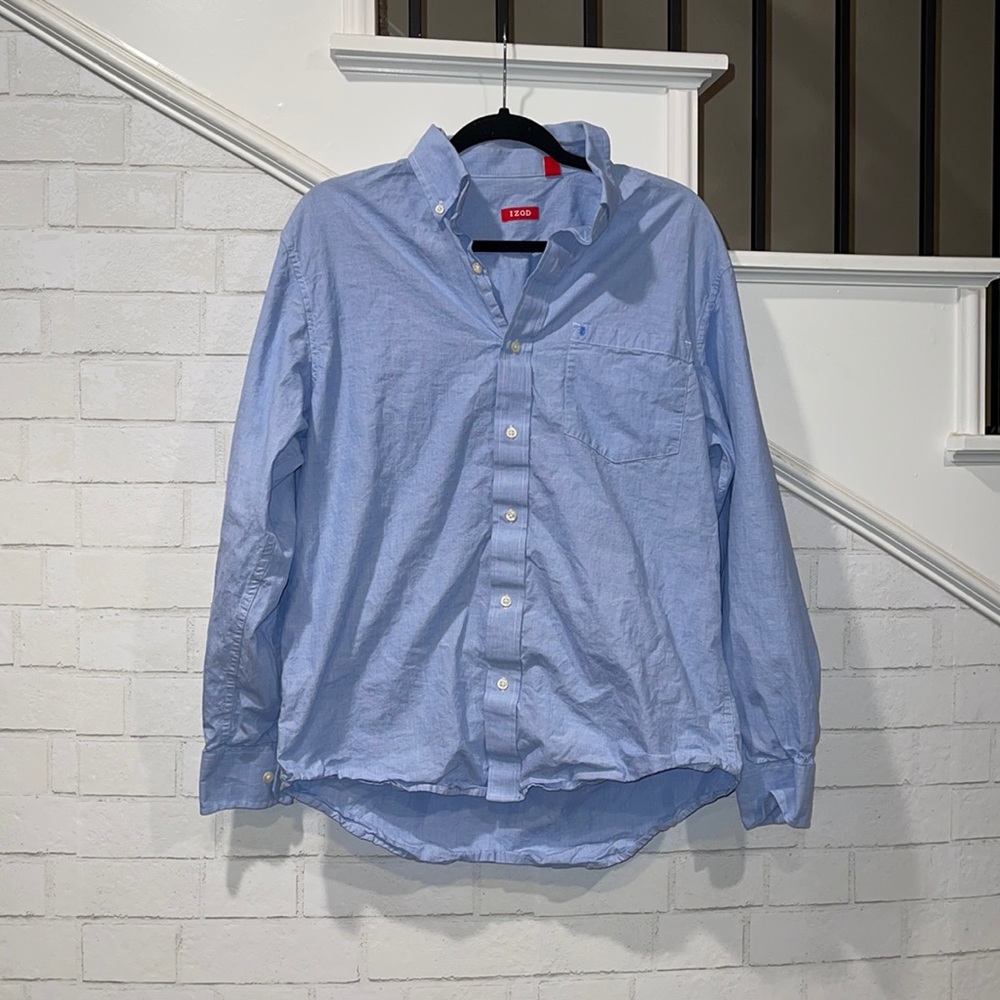 Izod Men’s Medium Button Down